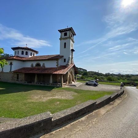 Villa Giraldillo Colunga Exteriör bild