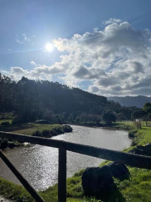 Villa Giraldillo Colunga Exteriör bild