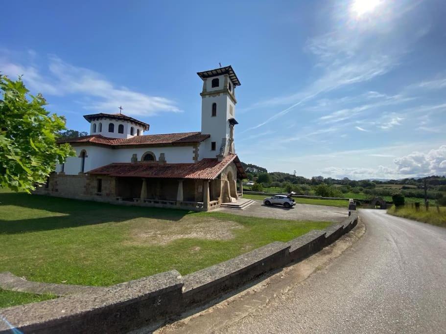 Villa Giraldillo Colunga Exteriör bild