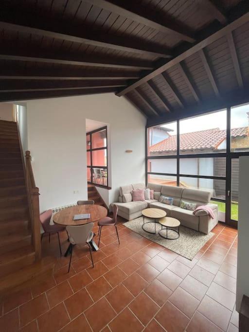 Villa Giraldillo Colunga Exteriör bild